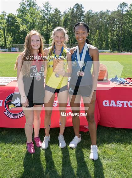 Thumbnail 3 in NCISAA Division II State Championship (Awards) photogallery.