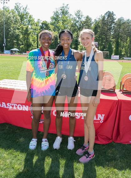 Thumbnail 3 in NCISAA Division II State Championship (Awards) photogallery.