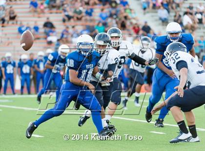 Thumbnail 2 in Central Catholic @ Lanier photogallery.