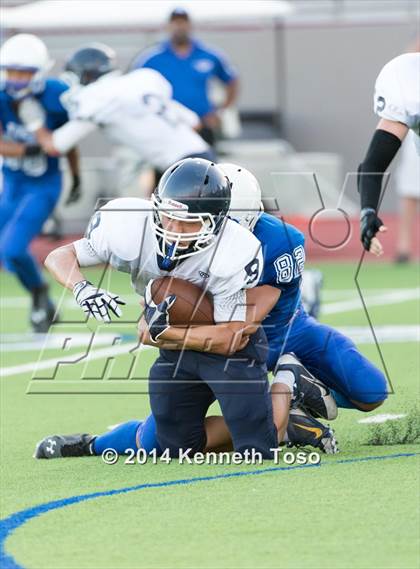 Thumbnail 2 in Central Catholic @ Lanier photogallery.