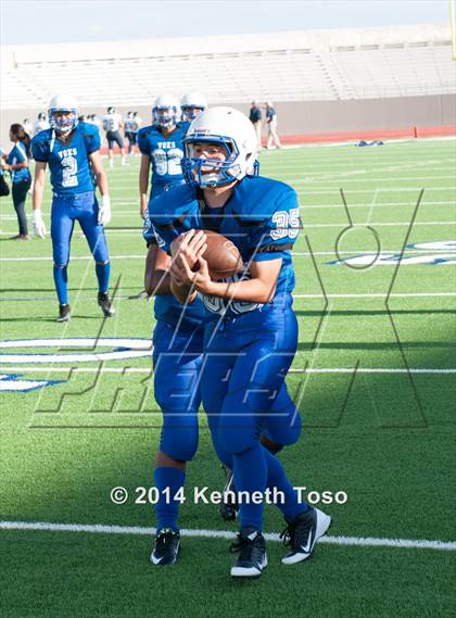 Thumbnail 1 in Central Catholic @ Lanier photogallery.