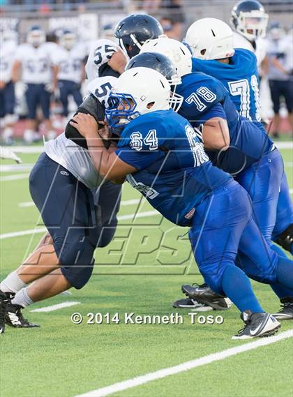 Thumbnail 3 in Central Catholic @ Lanier photogallery.