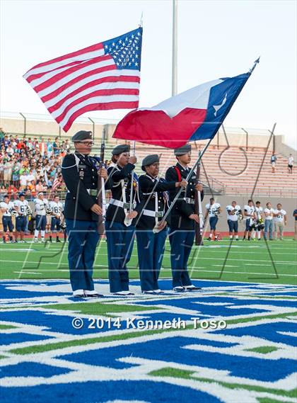 Thumbnail 3 in Central Catholic @ Lanier photogallery.