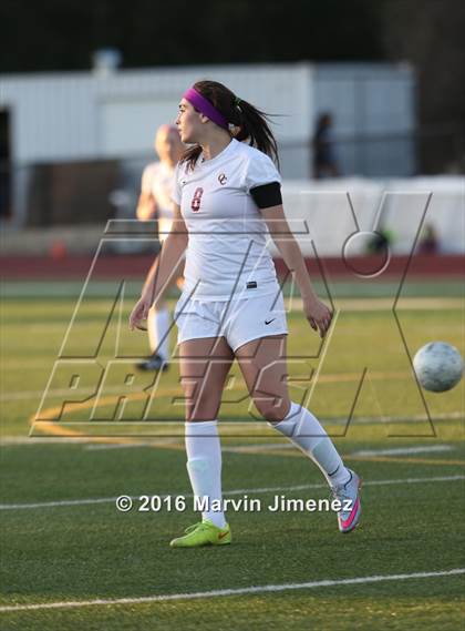 Thumbnail 3 in Northwood vs. Oaks Christian photogallery.