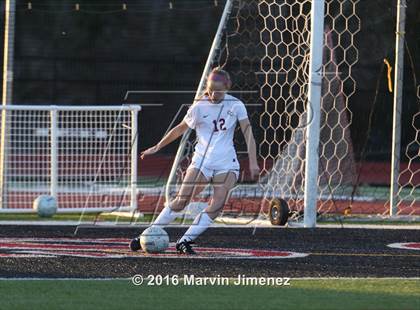 Thumbnail 3 in Northwood vs. Oaks Christian photogallery.