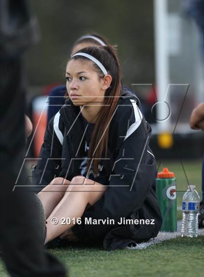 Thumbnail 1 in Northwood vs. Oaks Christian photogallery.