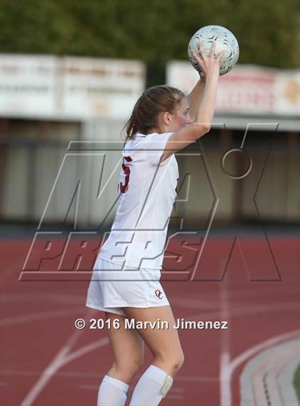 Thumbnail 3 in Northwood vs. Oaks Christian photogallery.