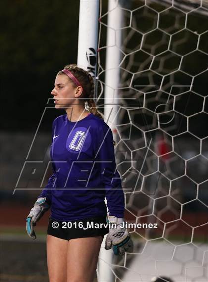 Thumbnail 3 in Northwood vs. Oaks Christian photogallery.