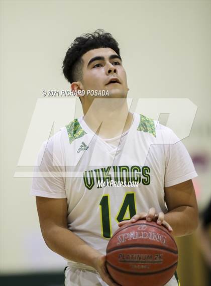 Thumbnail 1 in Selma @ Kingsburg photogallery.