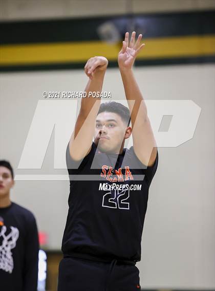 Thumbnail 1 in Selma @ Kingsburg photogallery.
