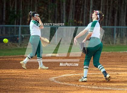 Thumbnail 3 in Millbrook @ Cardinal Gibbons photogallery.