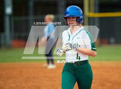 Thumbnail 1 in Millbrook @ Cardinal Gibbons photogallery.