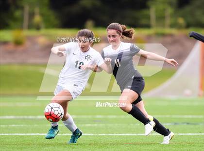 Thumbnail 3 in Sacred Heart Cathedral Preparatory vs. Archbishop Mitty photogallery.