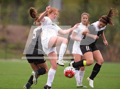 Thumbnail 2 in Sacred Heart Cathedral Preparatory vs. Archbishop Mitty photogallery.