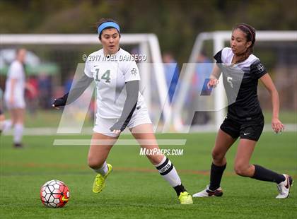 Thumbnail 2 in Sacred Heart Cathedral Preparatory vs. Archbishop Mitty photogallery.