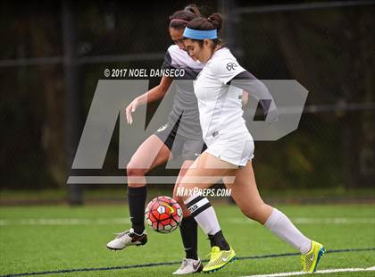 Thumbnail 3 in Sacred Heart Cathedral Preparatory vs. Archbishop Mitty photogallery.
