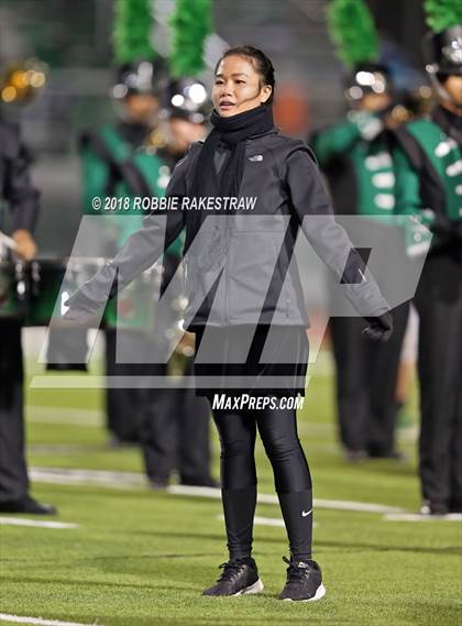 Thumbnail 2 in Lake Worth vs. La Vega (UIL 4A Division 1 Bi-District Playoff) photogallery.