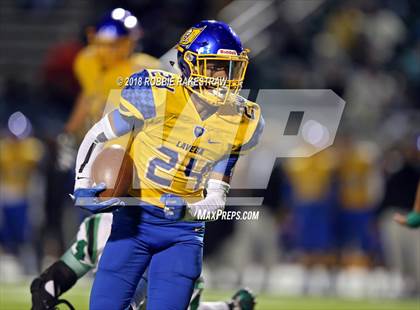 Thumbnail 3 in Lake Worth vs. La Vega (UIL 4A Division 1 Bi-District Playoff) photogallery.