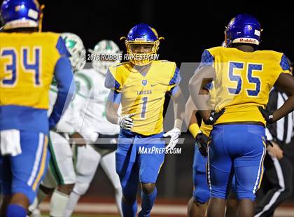 Thumbnail 2 in Lake Worth vs. La Vega (UIL 4A Division 1 Bi-District Playoff) photogallery.