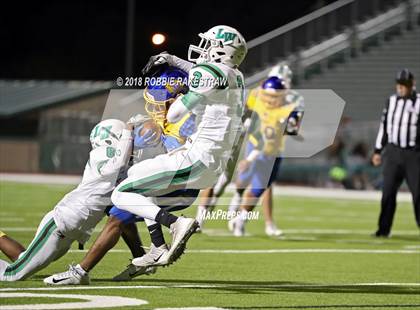 Thumbnail 1 in Lake Worth vs. La Vega (UIL 4A Division 1 Bi-District Playoff) photogallery.