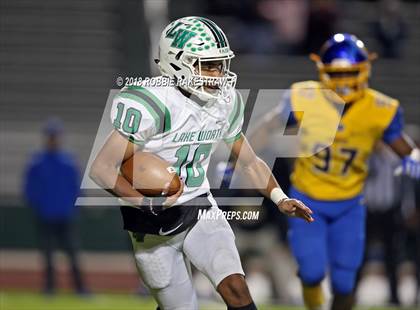Thumbnail 2 in Lake Worth vs. La Vega (UIL 4A Division 1 Bi-District Playoff) photogallery.