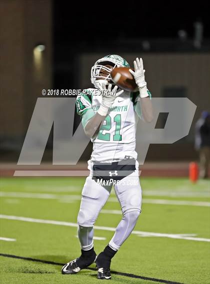 Thumbnail 2 in Lake Worth vs. La Vega (UIL 4A Division 1 Bi-District Playoff) photogallery.