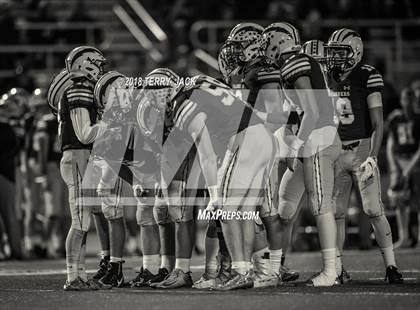 Thumbnail 2 in Newport Harbor vs. Edison photogallery.