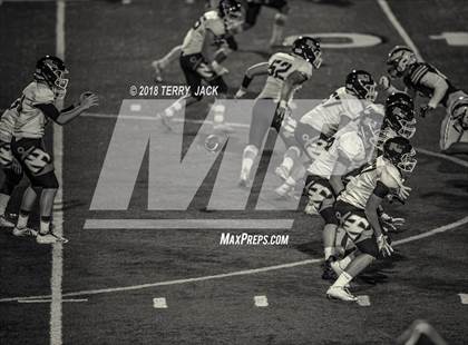 Thumbnail 2 in Newport Harbor vs. Edison photogallery.