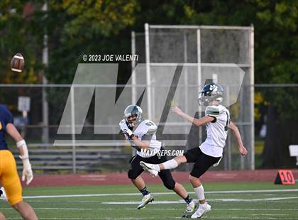 Thumbnail 3 in Pioneer @ Kenmore East photogallery.