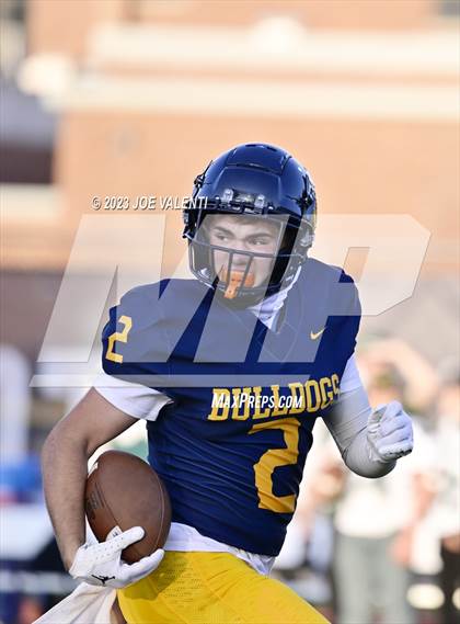 Thumbnail 1 in Pioneer @ Kenmore East photogallery.