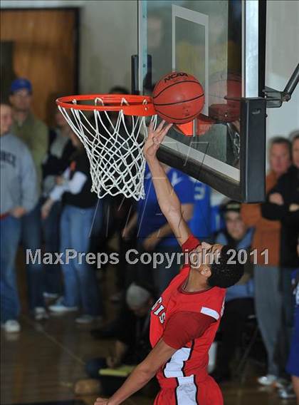 Thumbnail 1 in Regis Jesuit @ Highlands Ranch photogallery.