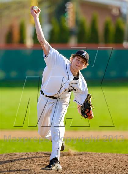 Thumbnail 1 in Mundelein @ Libertyville photogallery.