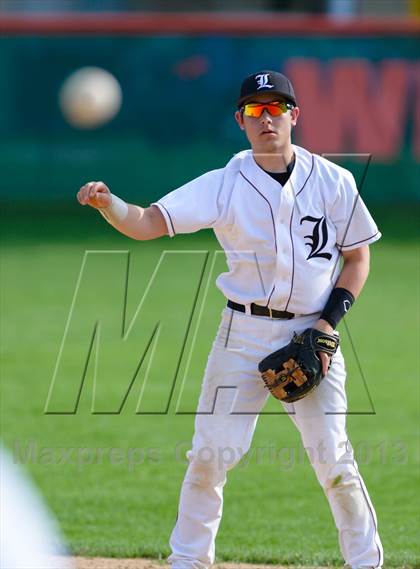 Thumbnail 3 in Mundelein @ Libertyville photogallery.