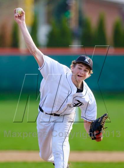 Thumbnail 2 in Mundelein @ Libertyville photogallery.