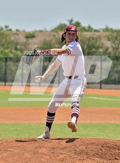 Thumbnail 1 in Rockport-Fulton vs Davenport (UIL 4A Region 4 Area Playoff) photogallery.