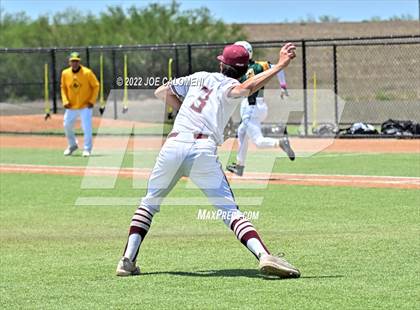 Thumbnail 1 in Rockport-Fulton vs Davenport (UIL 4A Region 4 Area Playoff) photogallery.