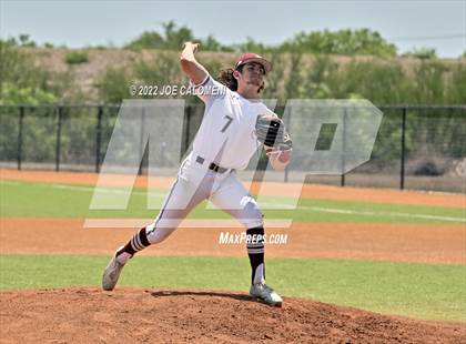 Thumbnail 3 in Rockport-Fulton vs Davenport (UIL 4A Region 4 Area Playoff) photogallery.
