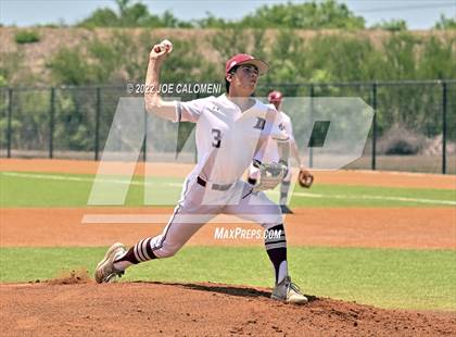 Thumbnail 2 in Rockport-Fulton vs Davenport (UIL 4A Region 4 Area Playoff) photogallery.