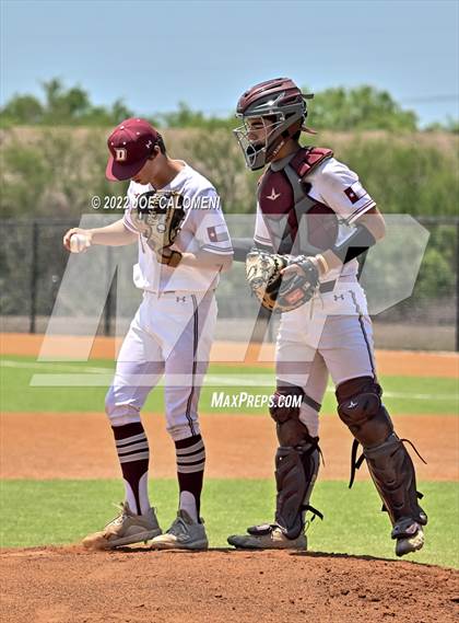 Thumbnail 3 in Rockport-Fulton vs Davenport (UIL 4A Region 4 Area Playoff) photogallery.
