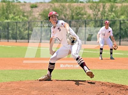 Thumbnail 3 in Rockport-Fulton vs Davenport (UIL 4A Region 4 Area Playoff) photogallery.