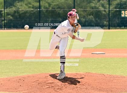 Thumbnail 2 in Rockport-Fulton vs Davenport (UIL 4A Region 4 Area Playoff) photogallery.
