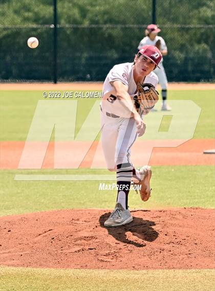 Thumbnail 3 in Rockport-Fulton vs Davenport (UIL 4A Region 4 Area Playoff) photogallery.