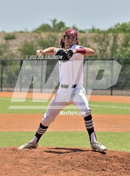 Thumbnail 1 in Rockport-Fulton vs Davenport (UIL 4A Region 4 Area Playoff) photogallery.