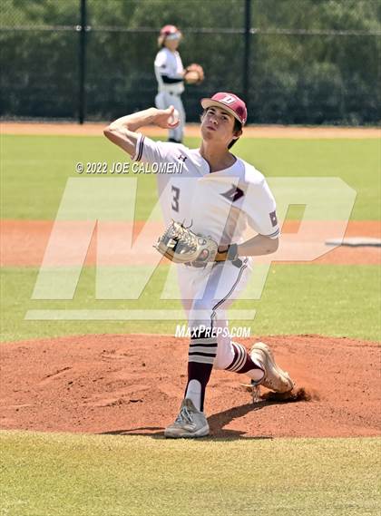 Thumbnail 3 in Rockport-Fulton vs Davenport (UIL 4A Region 4 Area Playoff) photogallery.