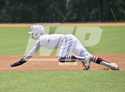 Thumbnail 3 in Rockport-Fulton vs Davenport (UIL 4A Region 4 Area Playoff) photogallery.