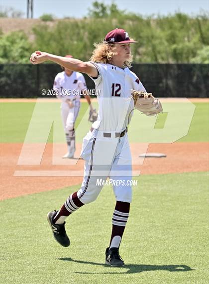 Thumbnail 2 in Rockport-Fulton vs Davenport (UIL 4A Region 4 Area Playoff) photogallery.