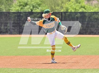 Thumbnail 1 in Rockport-Fulton vs Davenport (UIL 4A Region 4 Area Playoff) photogallery.