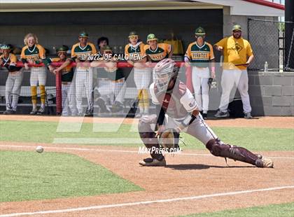 Thumbnail 1 in Rockport-Fulton vs Davenport (UIL 4A Region 4 Area Playoff) photogallery.