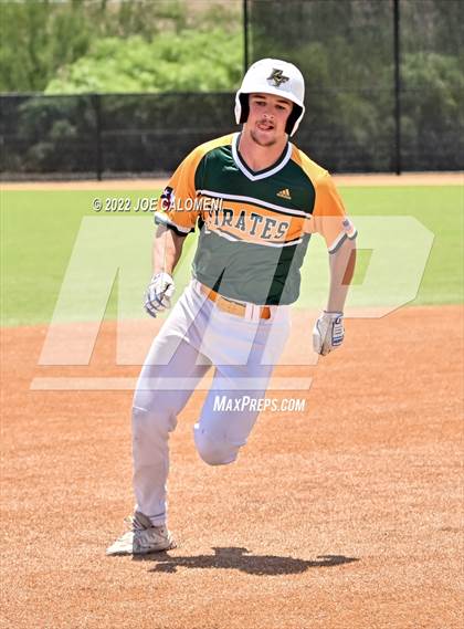 Thumbnail 3 in Rockport-Fulton vs Davenport (UIL 4A Region 4 Area Playoff) photogallery.