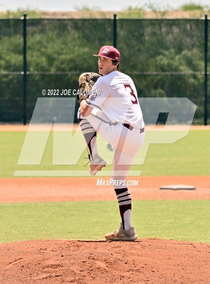 Thumbnail 3 in Rockport-Fulton vs Davenport (UIL 4A Region 4 Area Playoff) photogallery.
